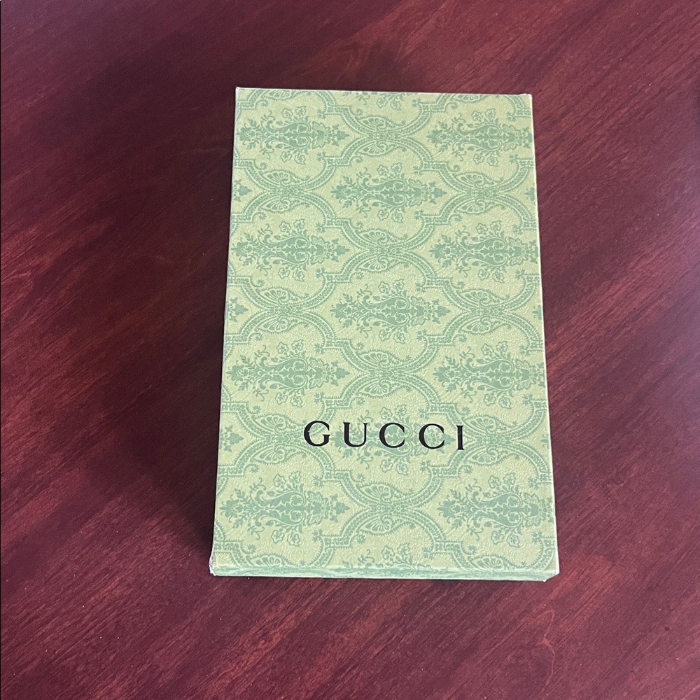 Authentic. Empty 7.5 X 11.5 X 2.5 Gucci Gift Box … - image 3